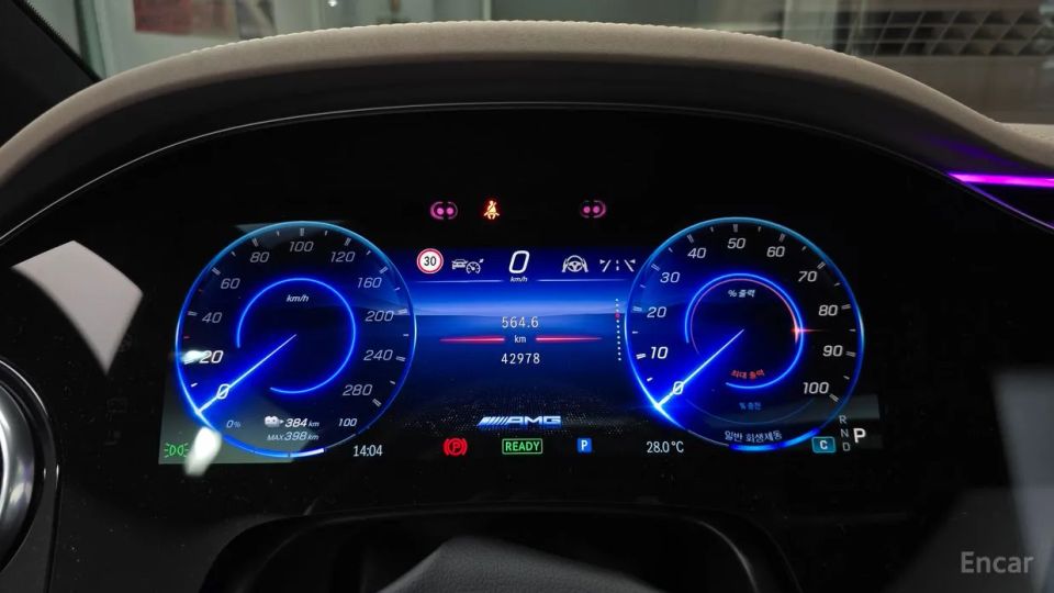 Mercedes-Benz EQS