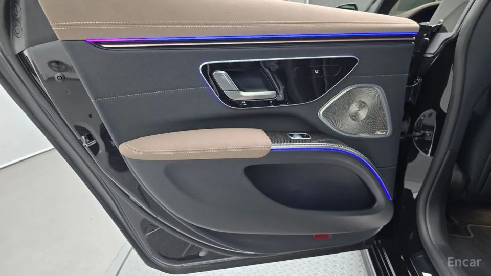 Mercedes-Benz EQS