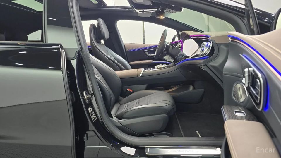 Mercedes-Benz EQS