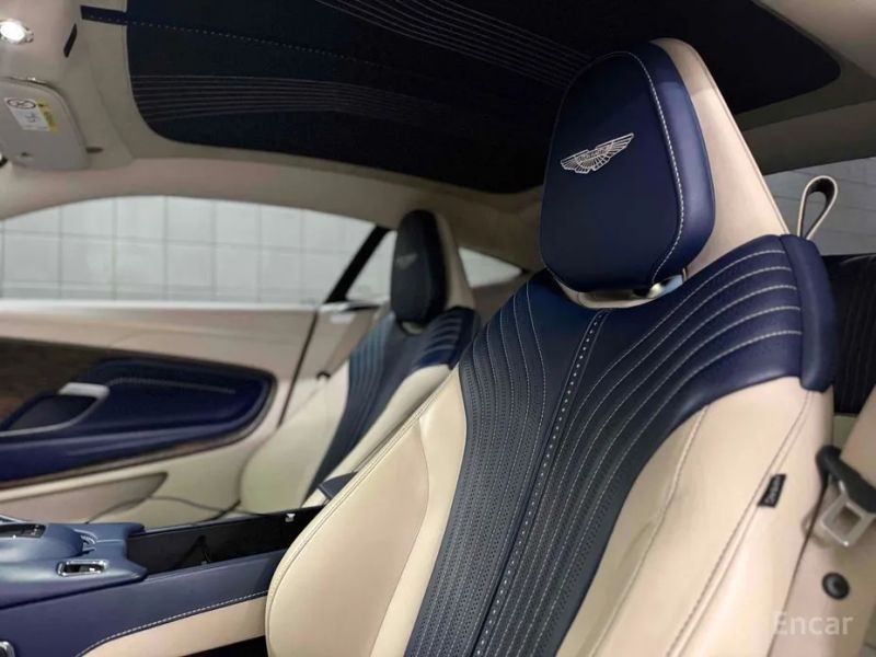 Astonmartin DB11