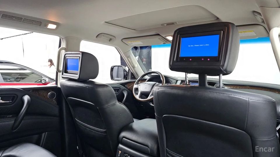 Infiniti QX80