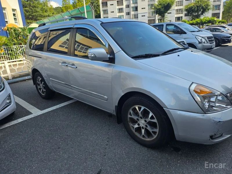 Kia Canival