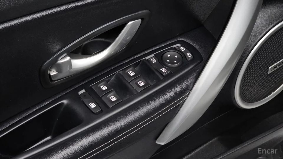 Renault-KoreaSamsung SM3