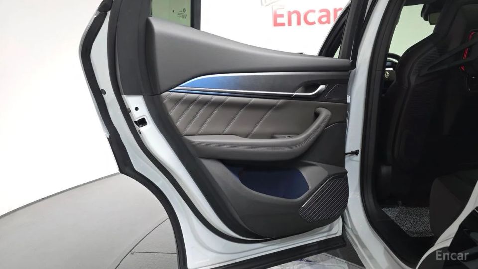 Renault-KoreaSamsung Filante