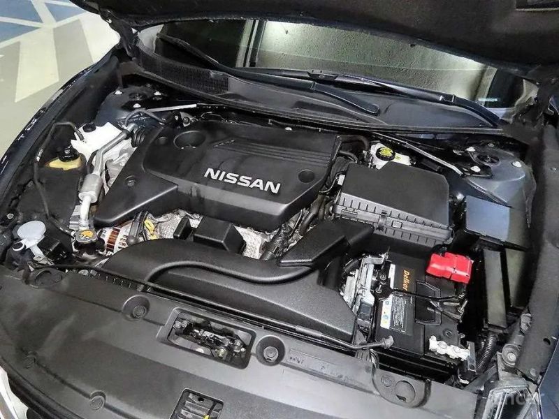 Nissan altima