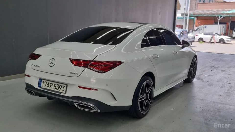 Mercedes-Benz CLA-Class