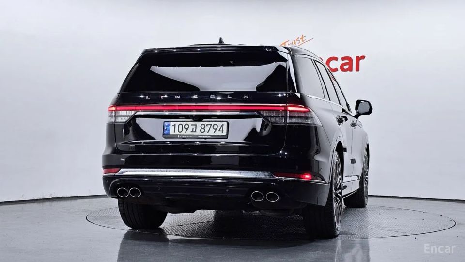 Lincoln Aviator