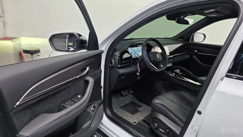 Renault-KoreaSamsung Grand Koleos