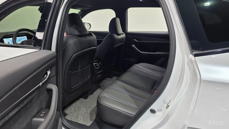 Renault-KoreaSamsung Grand Koleos