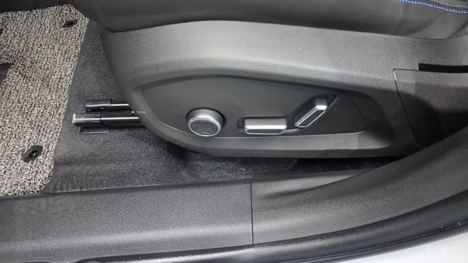Renault-KoreaSamsung Grand Koleos