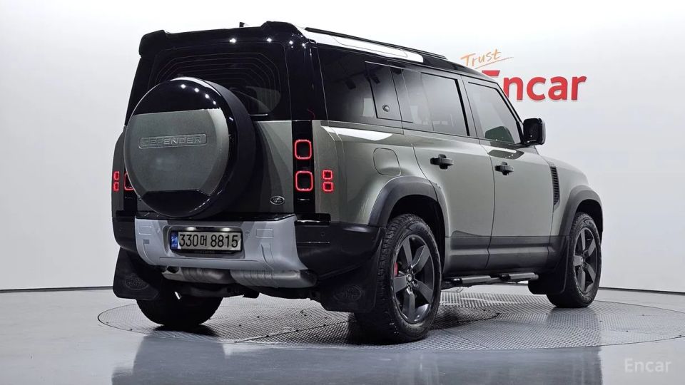 Land Rover Defender