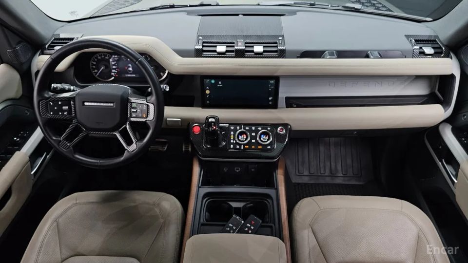 Land Rover Defender