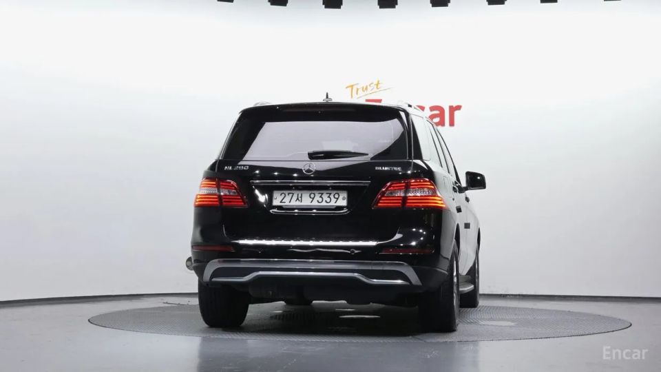 Mercedes-Benz M-class