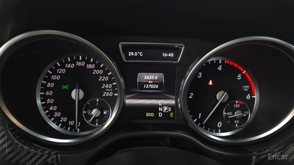 Mercedes-Benz M-class