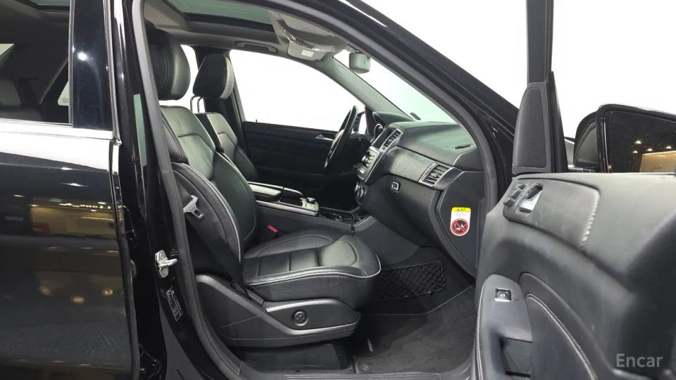 Mercedes-Benz M-class