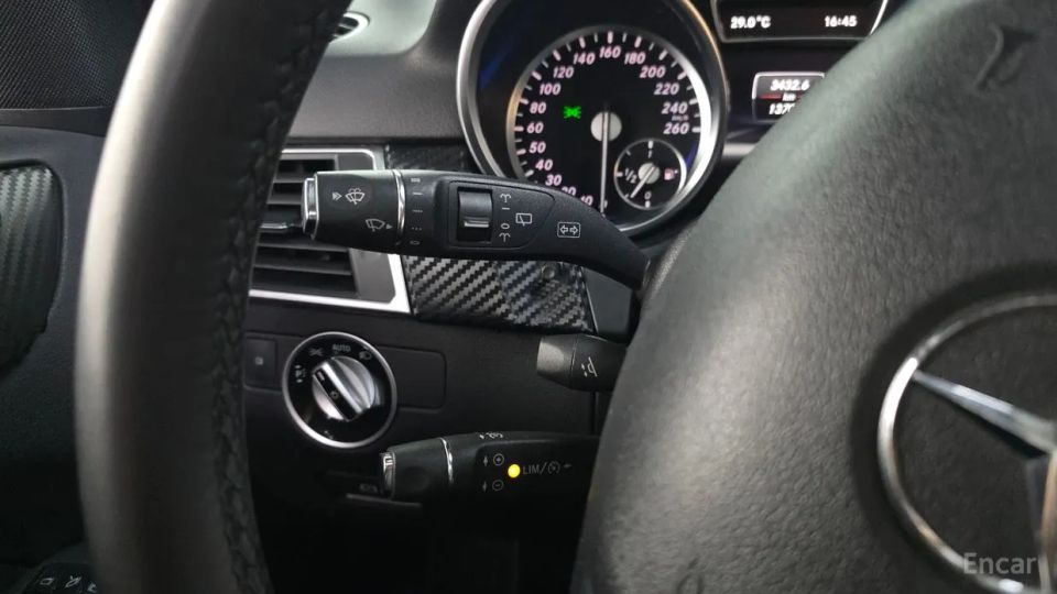 Mercedes-Benz M-class