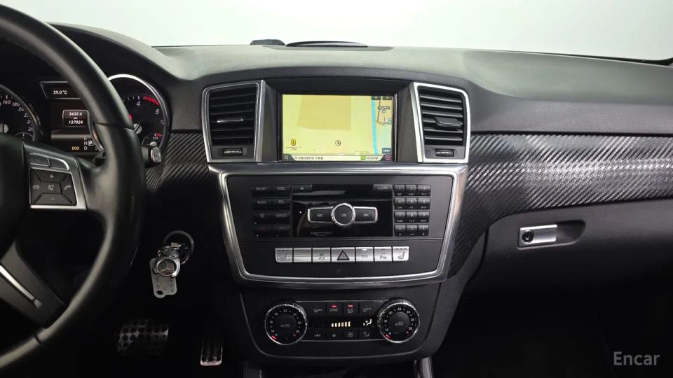 Mercedes-Benz M-class