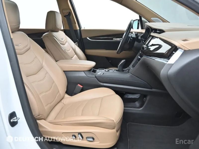 Cadillac XT6
