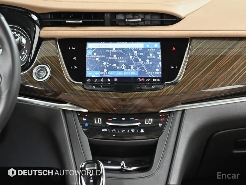 Cadillac XT6