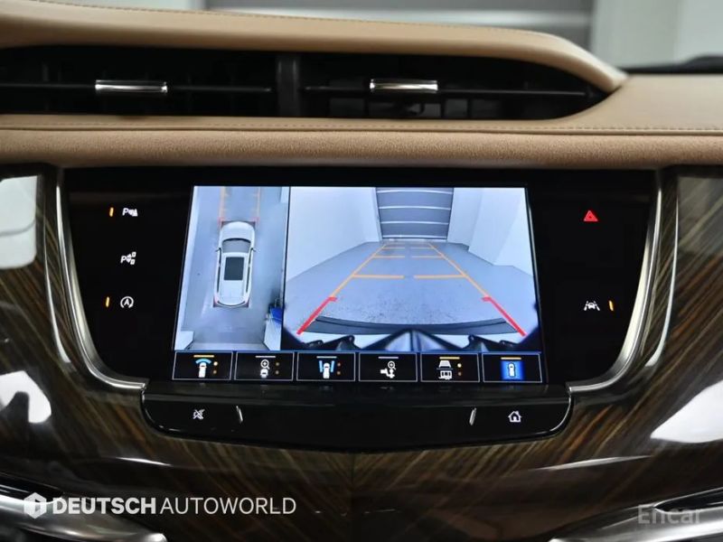 Cadillac XT6