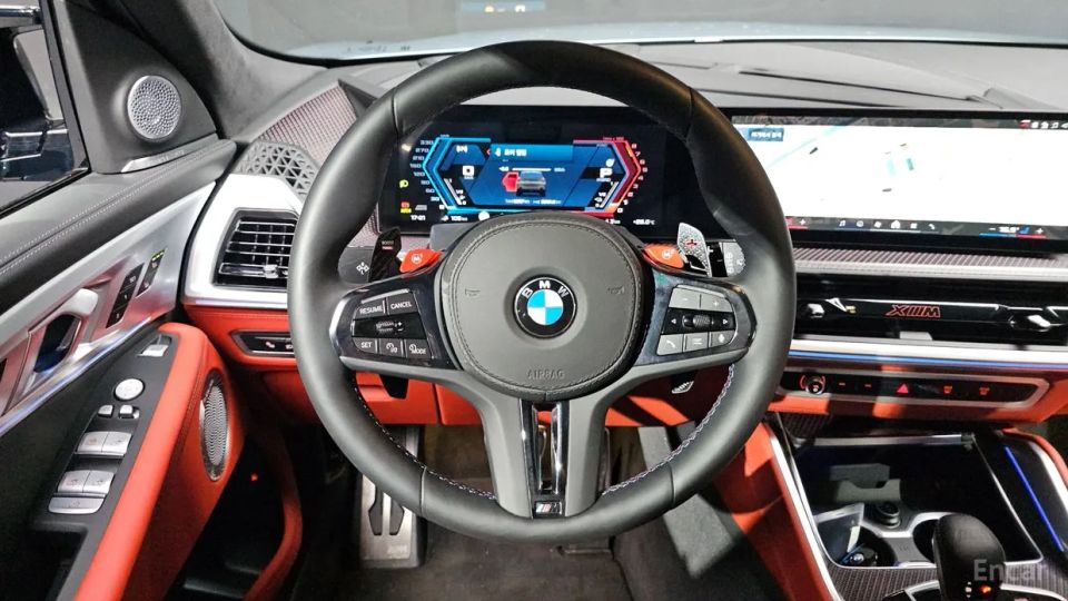 BMW XM