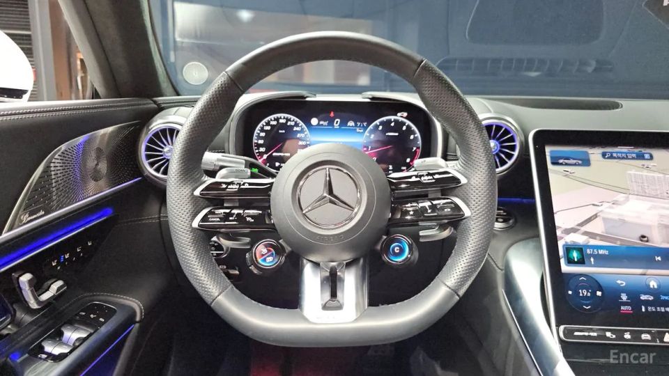 Mercedes-Benz SL-Class