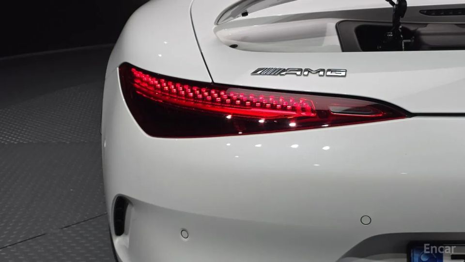 Mercedes-Benz SL-Class