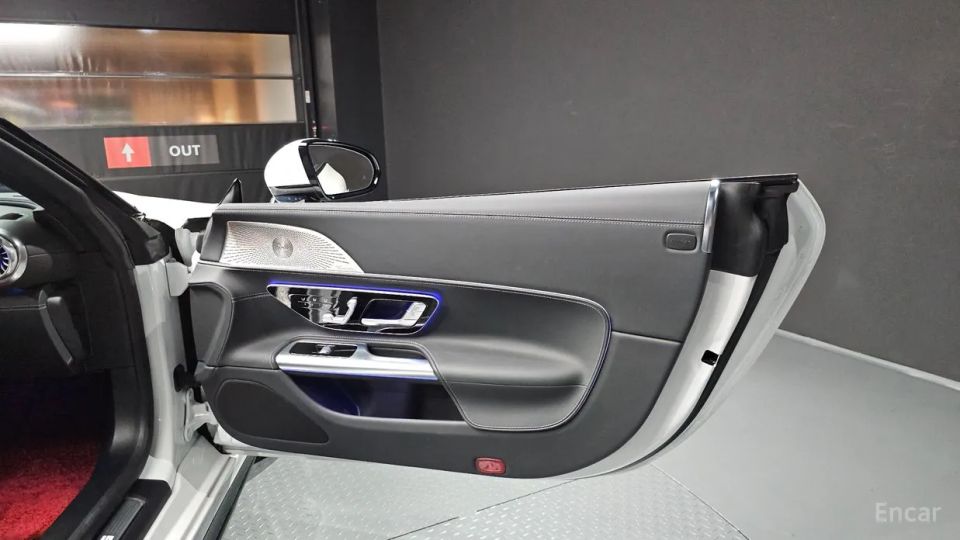Mercedes-Benz SL-Class