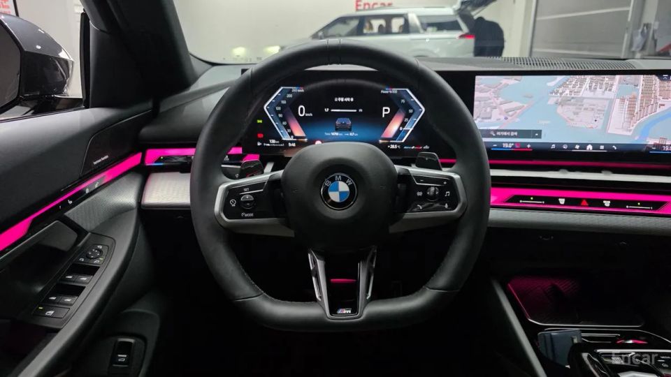 BMW 5-series