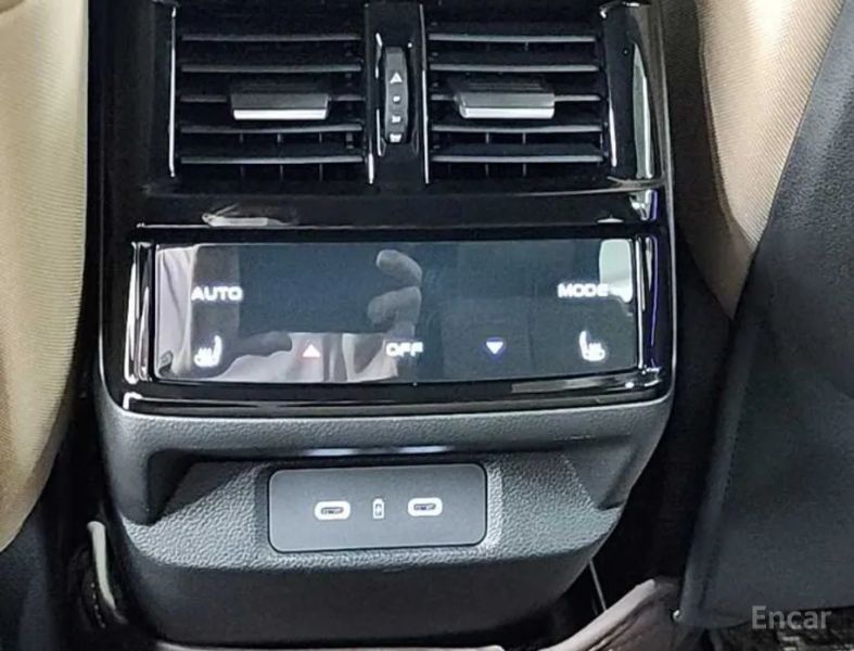 Renault-KoreaSamsung Grand Koleos
