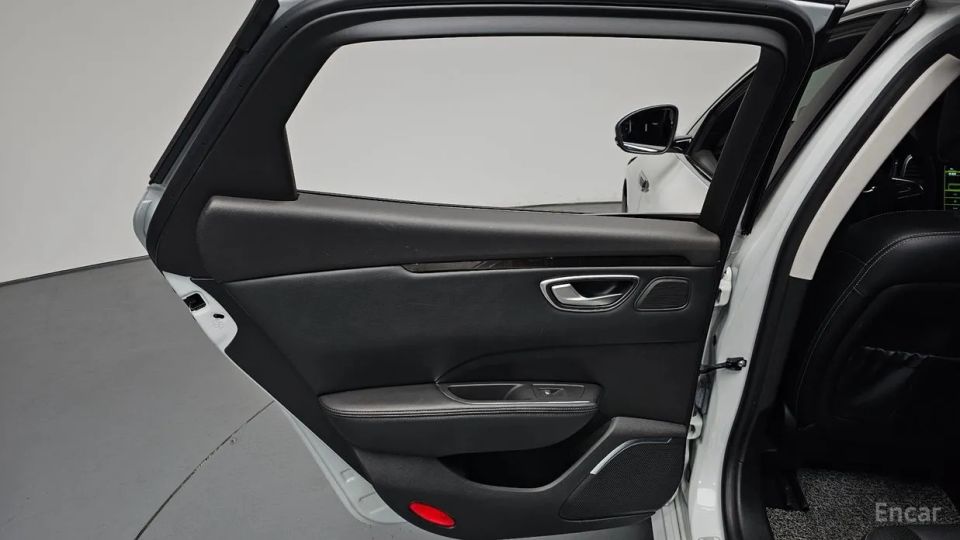 Renault-KoreaSamsung SM6