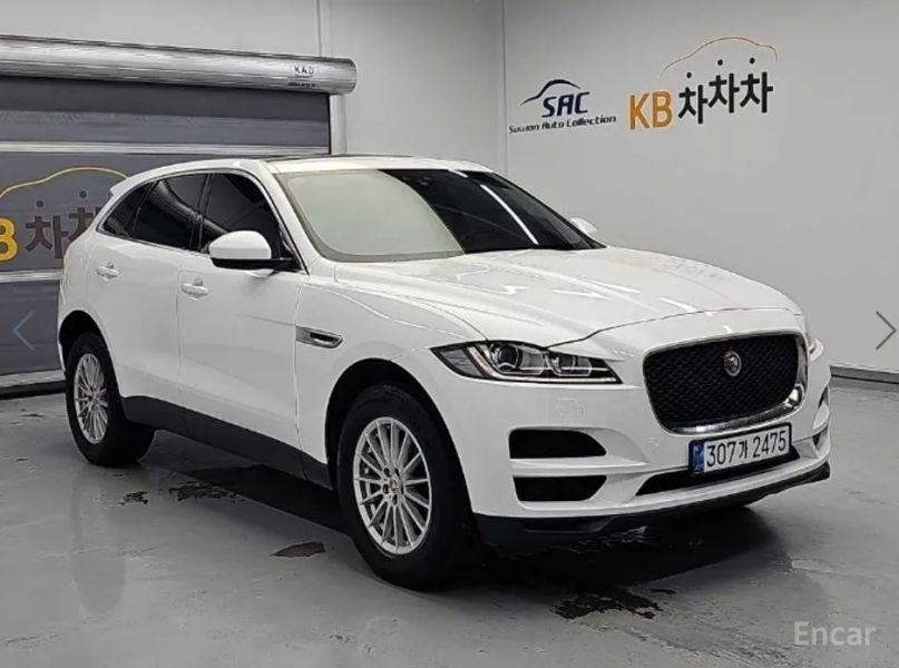 Jaguar F-PACE