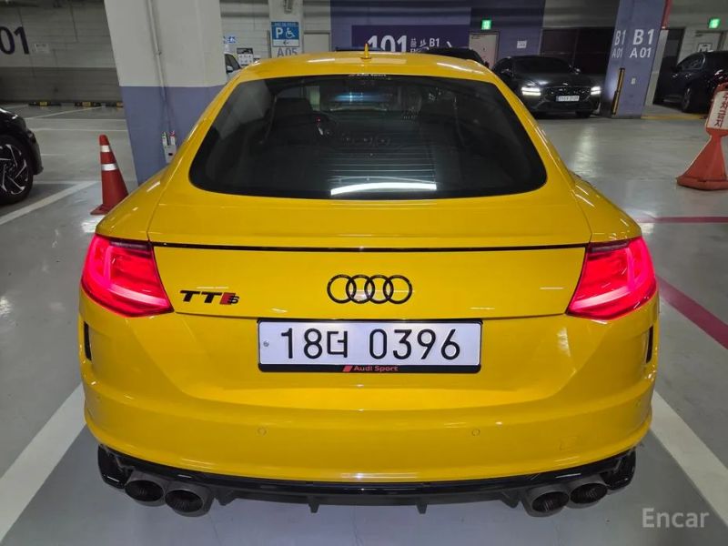 Audi TTS
