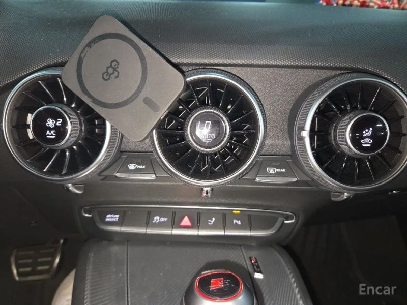 Audi TTS