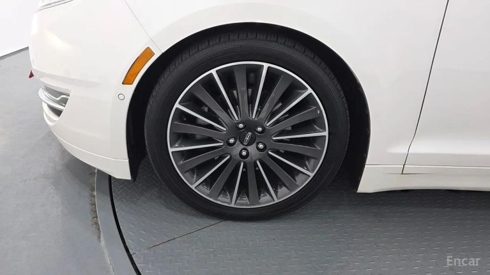 Lincoln MKZ