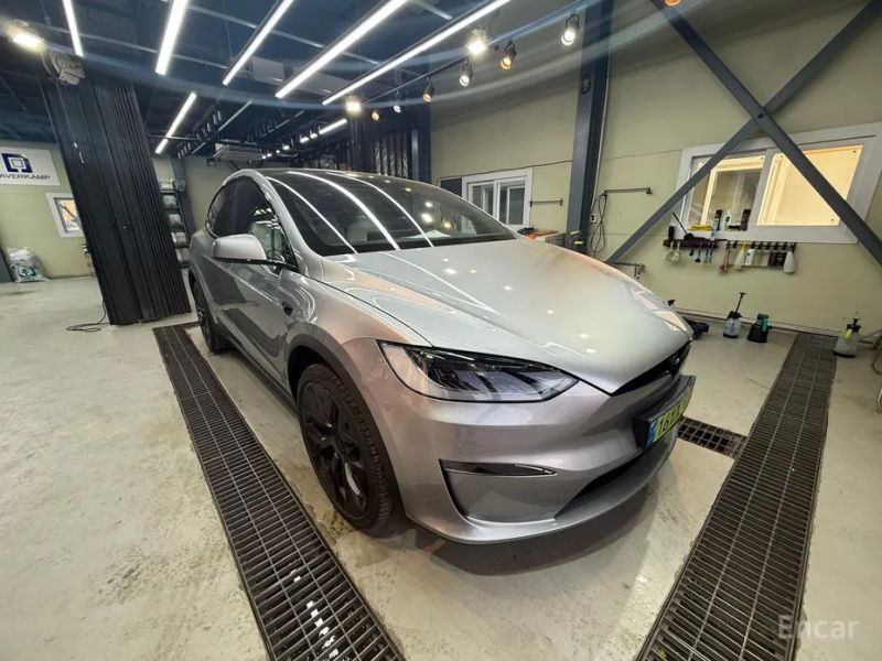 Tesla model-x