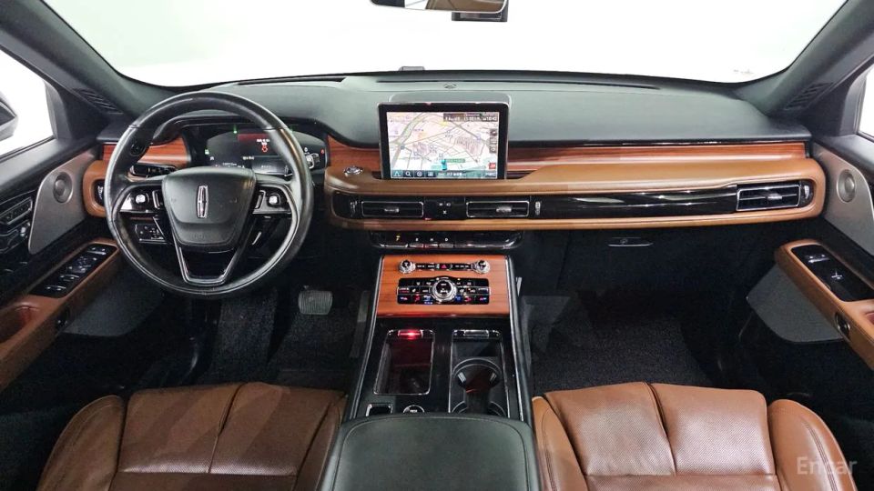 Lincoln Aviator