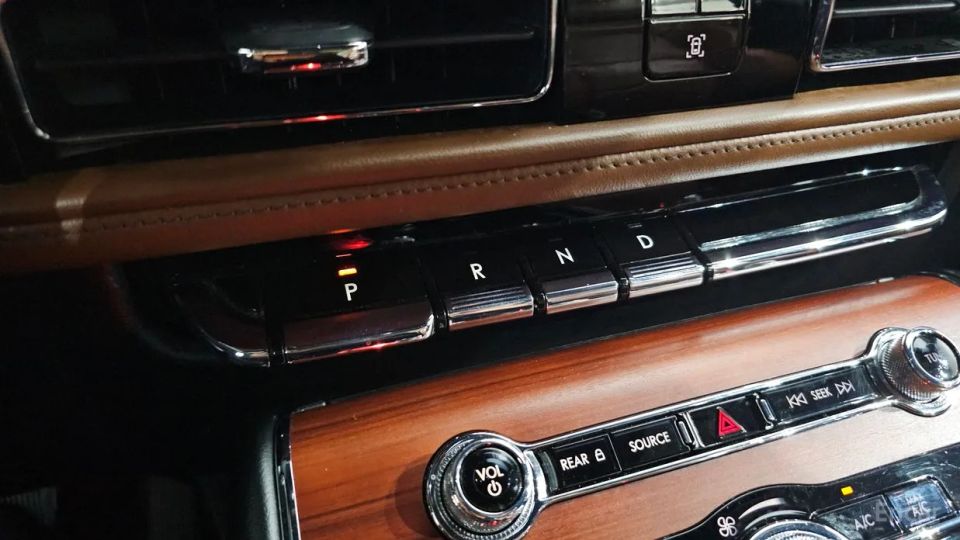 Lincoln Aviator