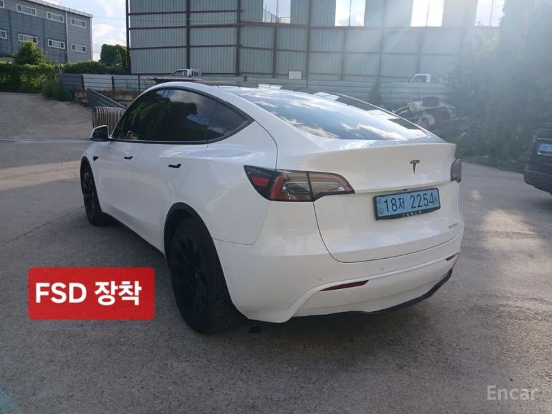 Tesla model-y