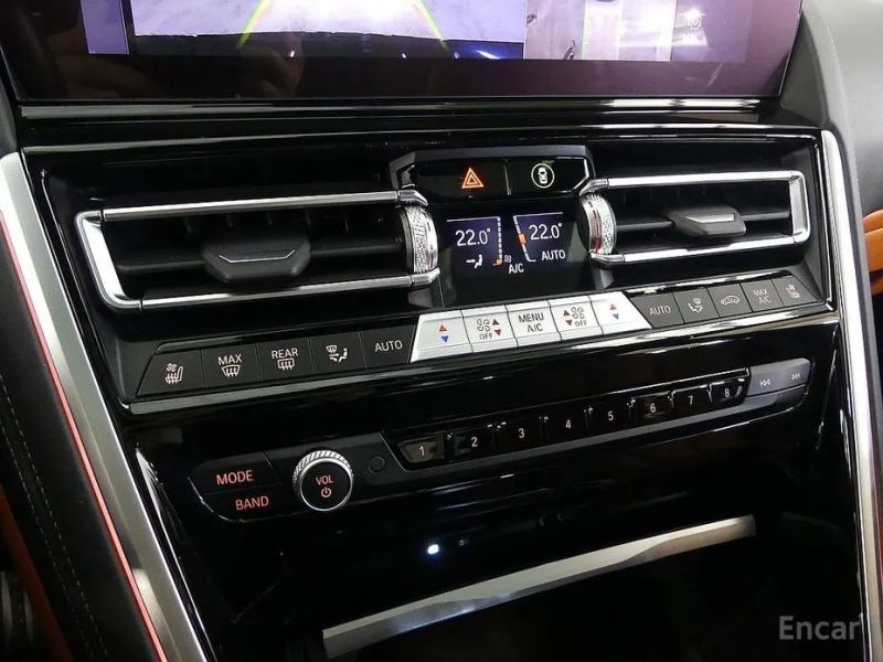 BMW 8-series
