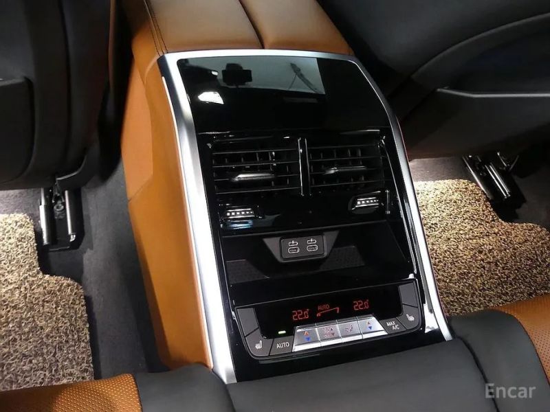 BMW 8-series