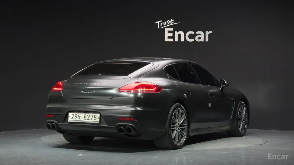 Porsche Panamera