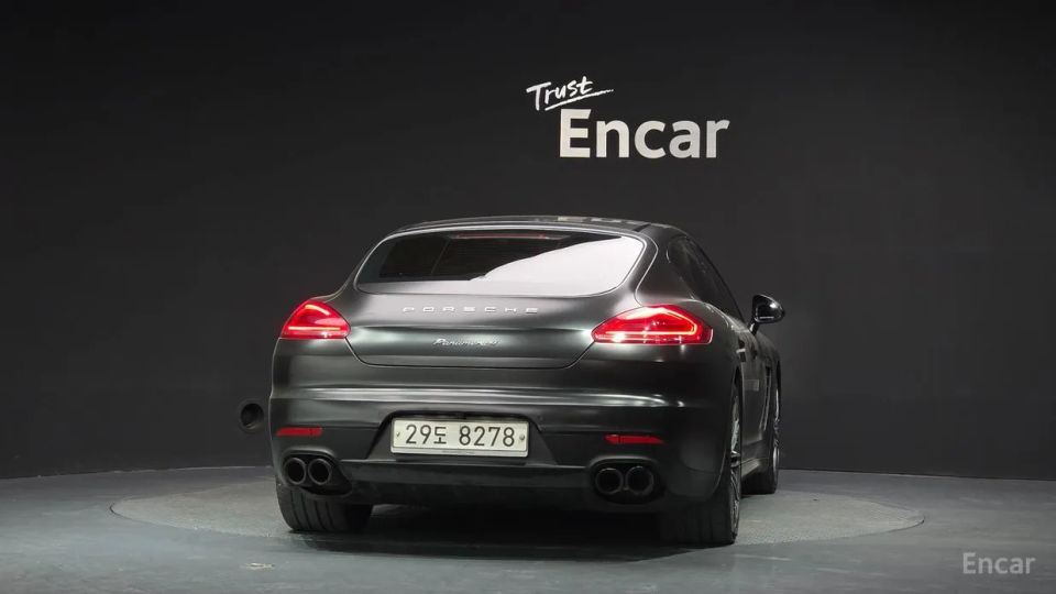 Porsche Panamera