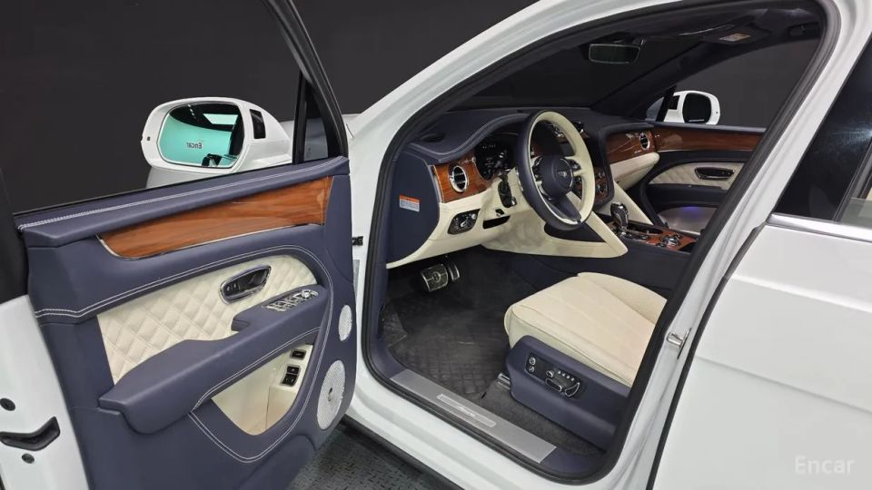 Bentley Bentayga