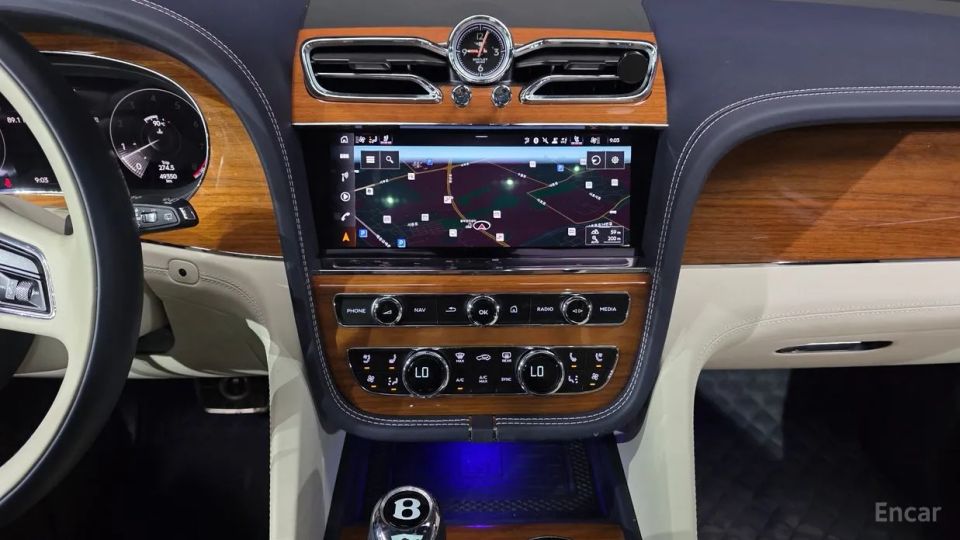 Bentley Bentayga