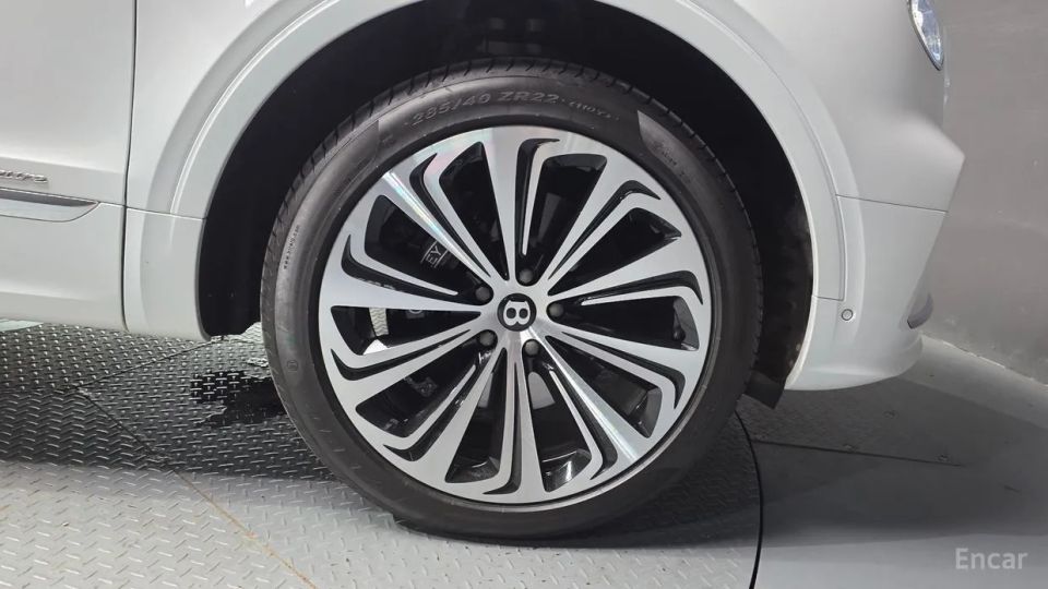 Bentley Bentayga