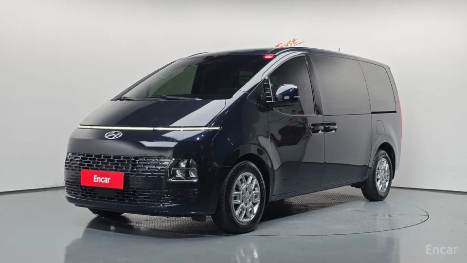 Hyundai Staria