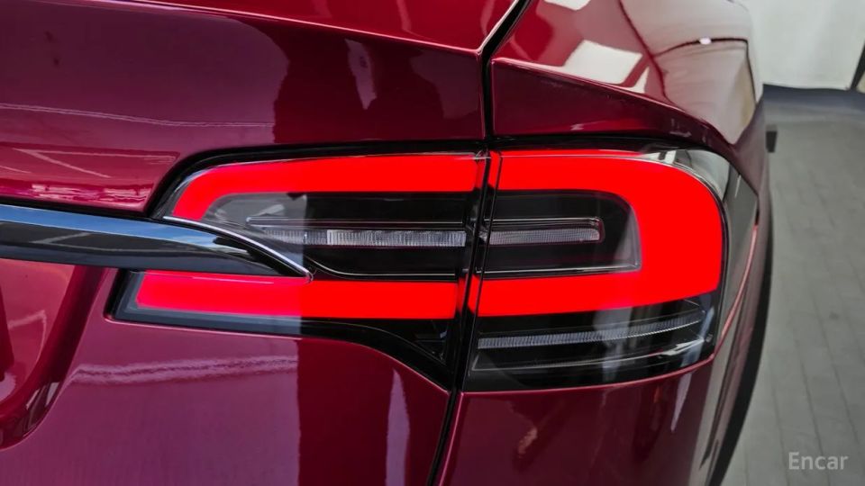 Tesla model-x