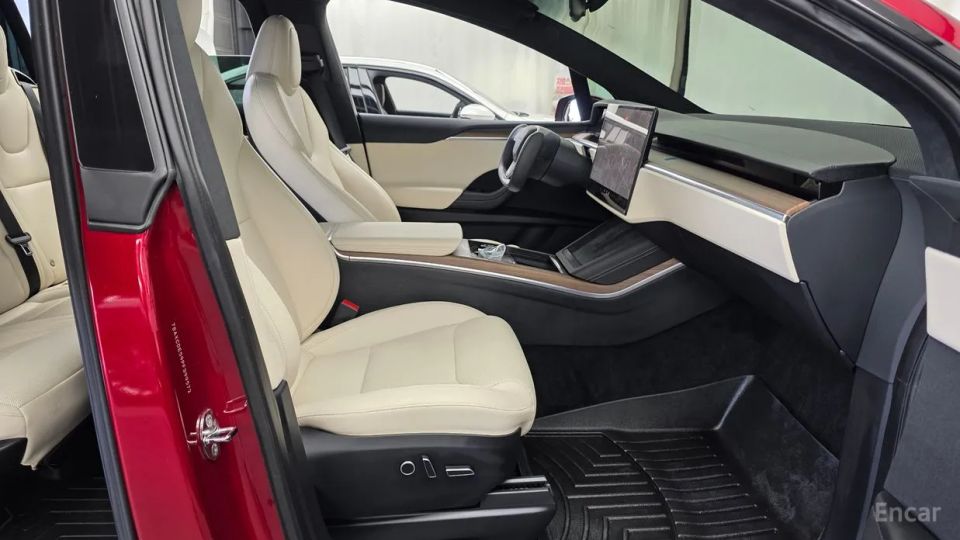 Tesla model-x