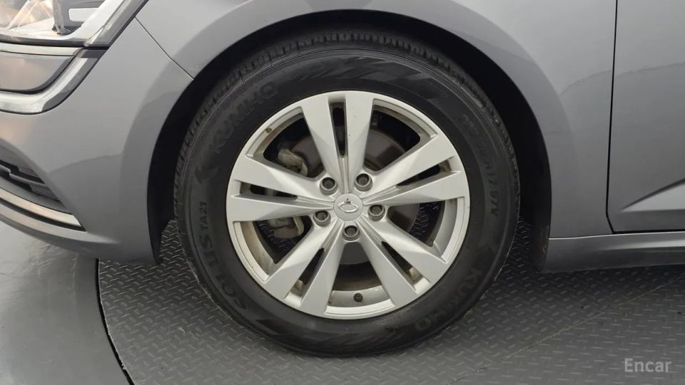 Renault-KoreaSamsung SM6